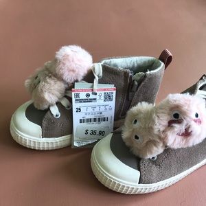 NWT Zara High Top Leather Sneakers with Pompoms